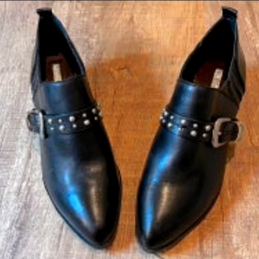 BCBGeneration Shoes - Picture 2 of 15